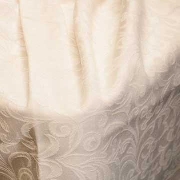 Nappe 120" damassée blanche 