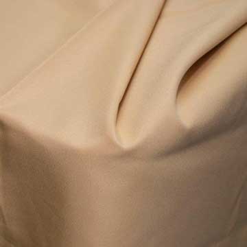Nappe 62" x 62" blanche